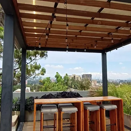 Hermoso Shanti House En Vista Hermosa 2 Edificio Sq Guatemala Exterior foto